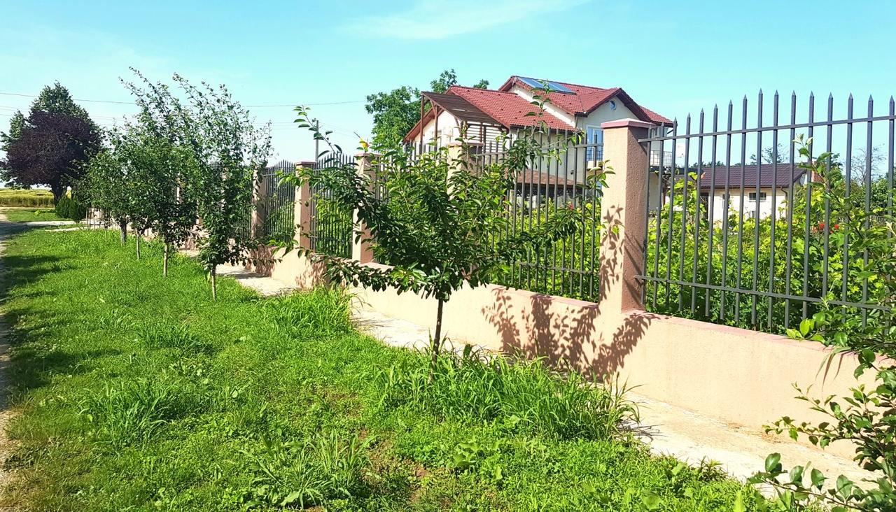 Nobless Villa Mereni  외부 사진